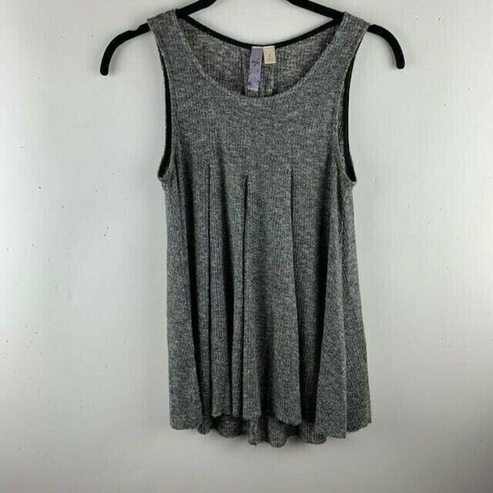 Alya Size Small Womens Top Gray Sleeveless Scoop Neck Pleated Front